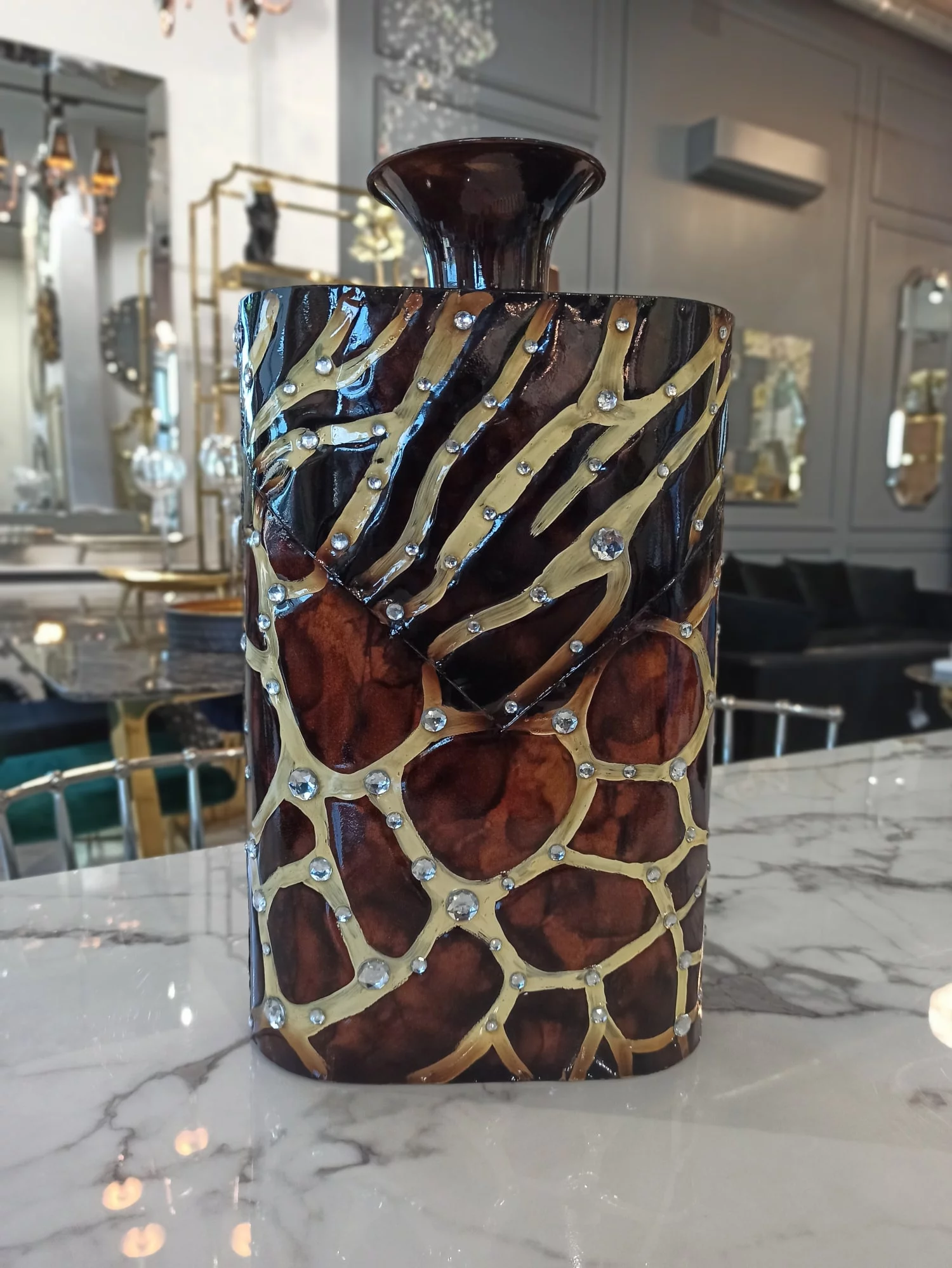 Mataloplsatyka ręcznie malowany wazon żyrafa